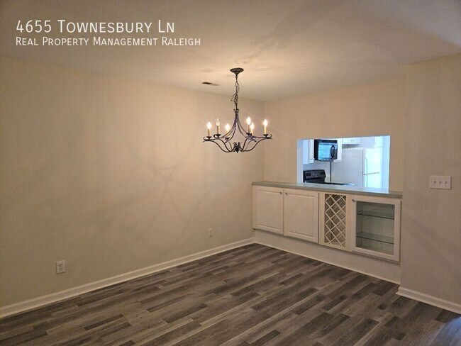 Foto del edificio - 4655 Townesbury Ln