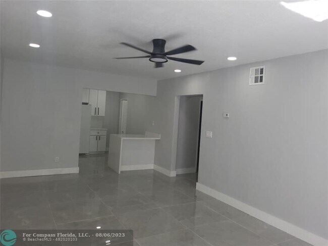 Foto del edificio - 1109 NE 1st St