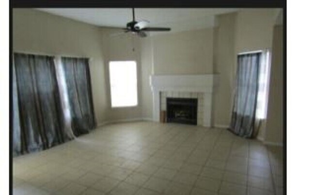 Foto del edificio - Charming 3BR House in San Antonio