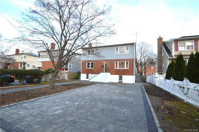 Foto del edificio - 124 Harrison Ave