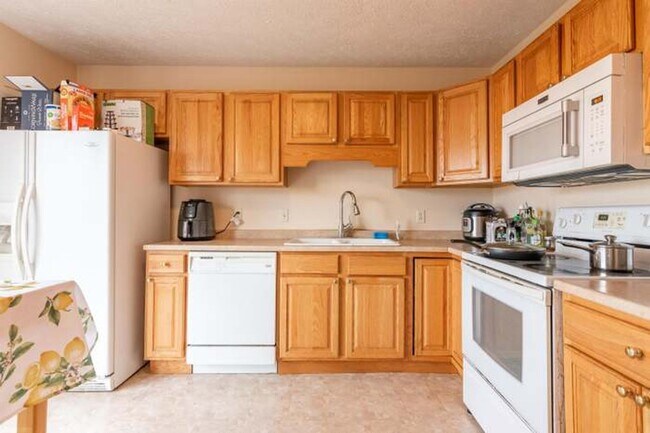 Foto del edificio - Spacious Townhome in Christiansburg, VA.