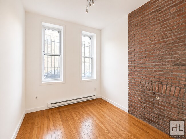 Building Photo - GREENE AVENUE / 2-Bed / Duplex / Backyard