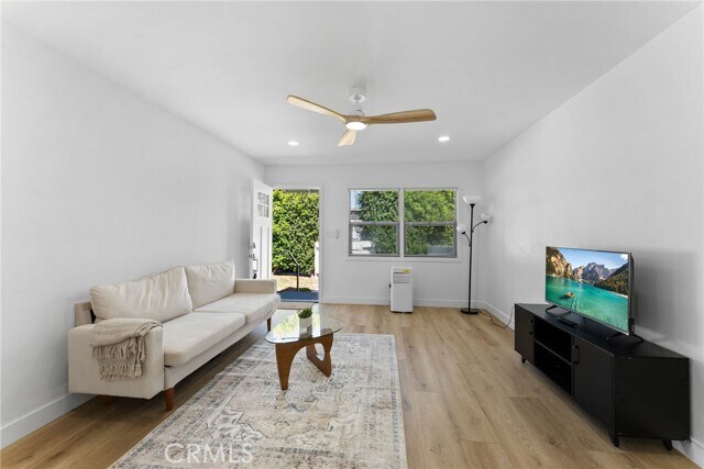 Foto del edificio - 2077 Reed Ave