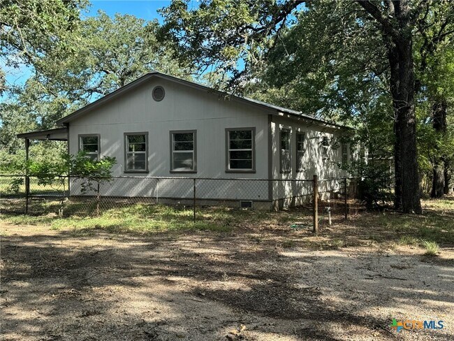 Building Photo - 2040 Prairie-Lea Rd