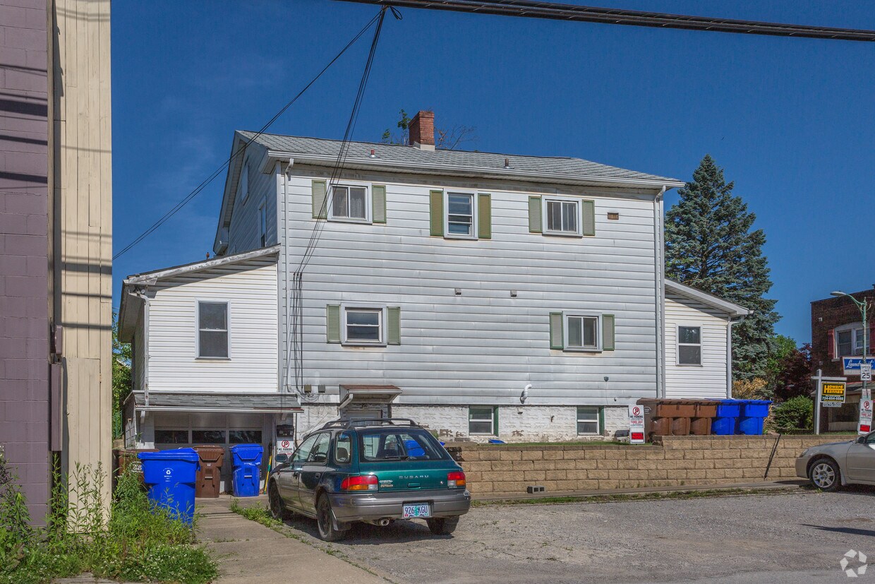 Foto del edificio - 131 Neshannock Ave