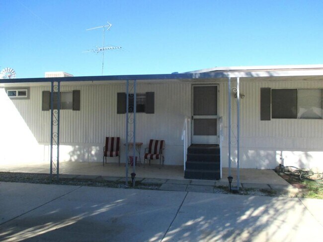 Building Photo - 45916 CA-74