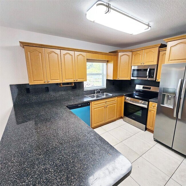 Foto del edificio - 24 SW 6th St