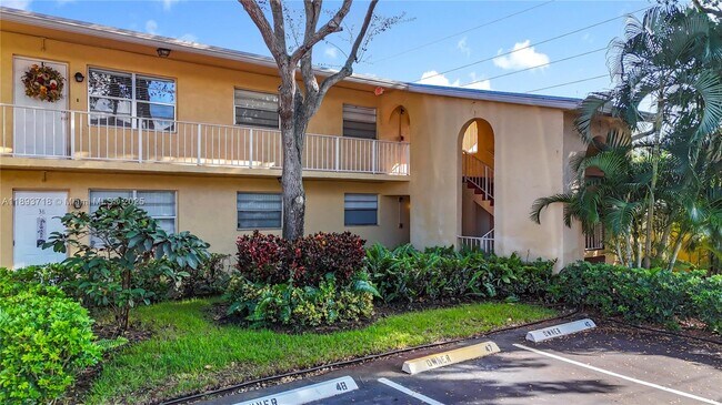 Foto del edificio - 2607 NE 8th Ave