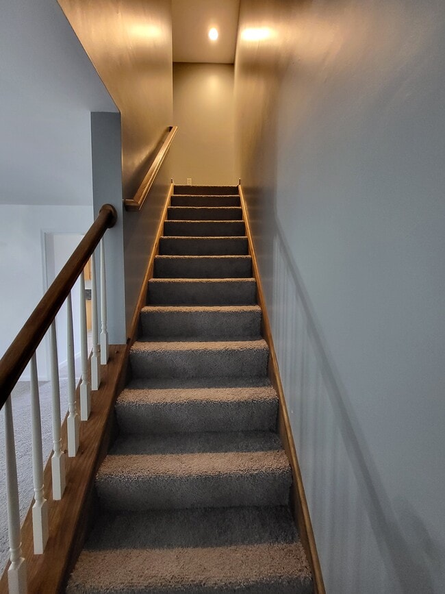 Foto del edificio - 385 S Cannon Ave