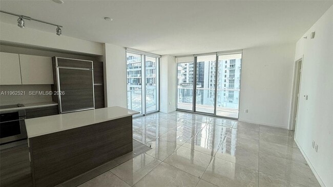 Building Photo - 1100 S Miami Ave