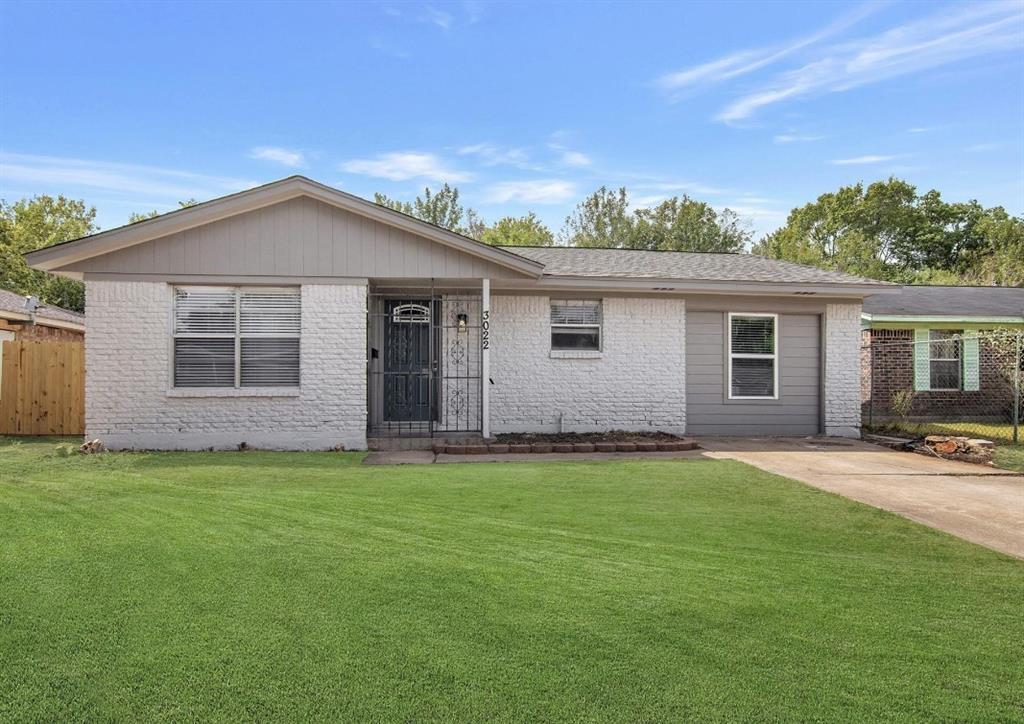 Primary Photo - 3022 Poe Rd