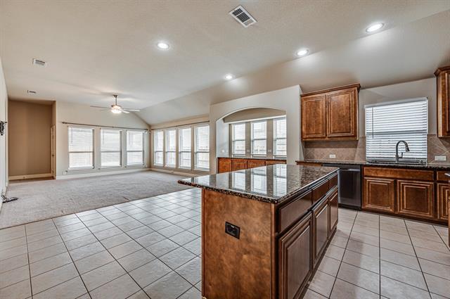 Building Photo - 6625 Thistle Wood Dr