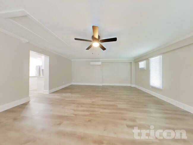 Building Photo - 5336 Orchard Pl