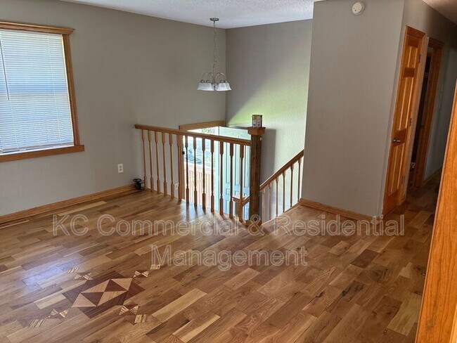 Foto del edificio - 4508 NW Valley View Rd