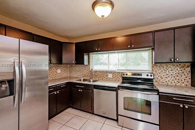 Foto del edificio - 940 SE 5th St