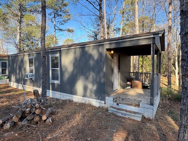 Photo - 910 Cedar Village Ln House