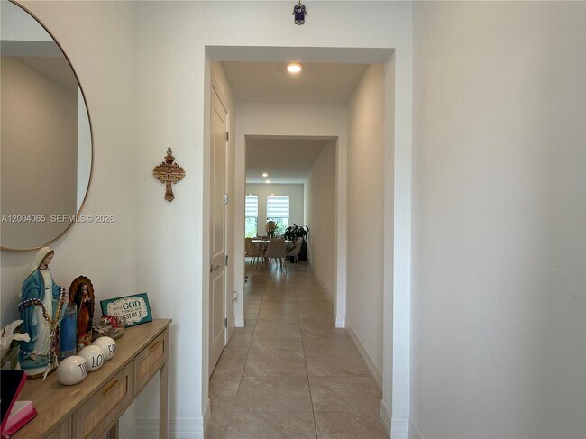 Foto del edificio - 8344 NW 7th Pl