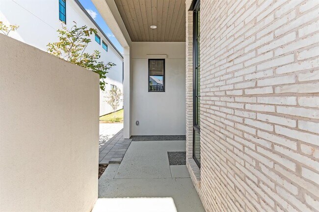 Building Photo - 6802 Adeline Wy