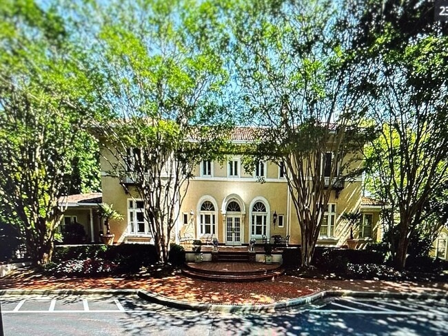 Coming Soon! - Coming Soon! Townhome