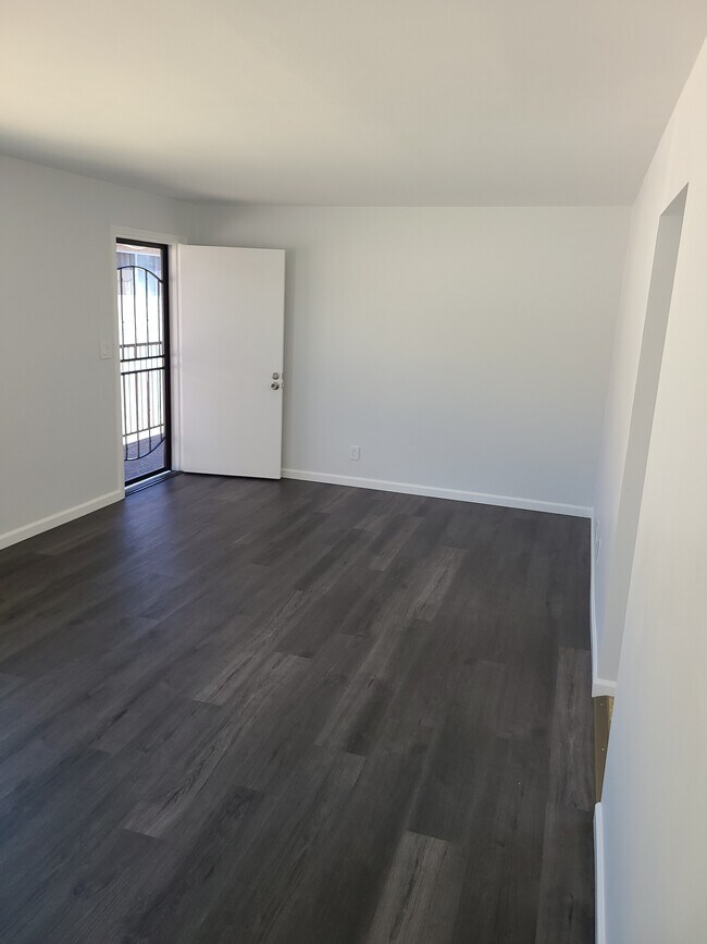 Foto del edificio - 1655 W 146th St