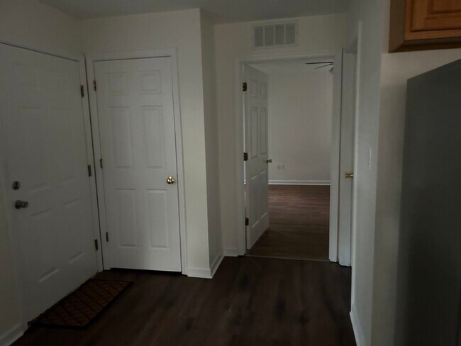 Foto del edificio - 703 Delaware St