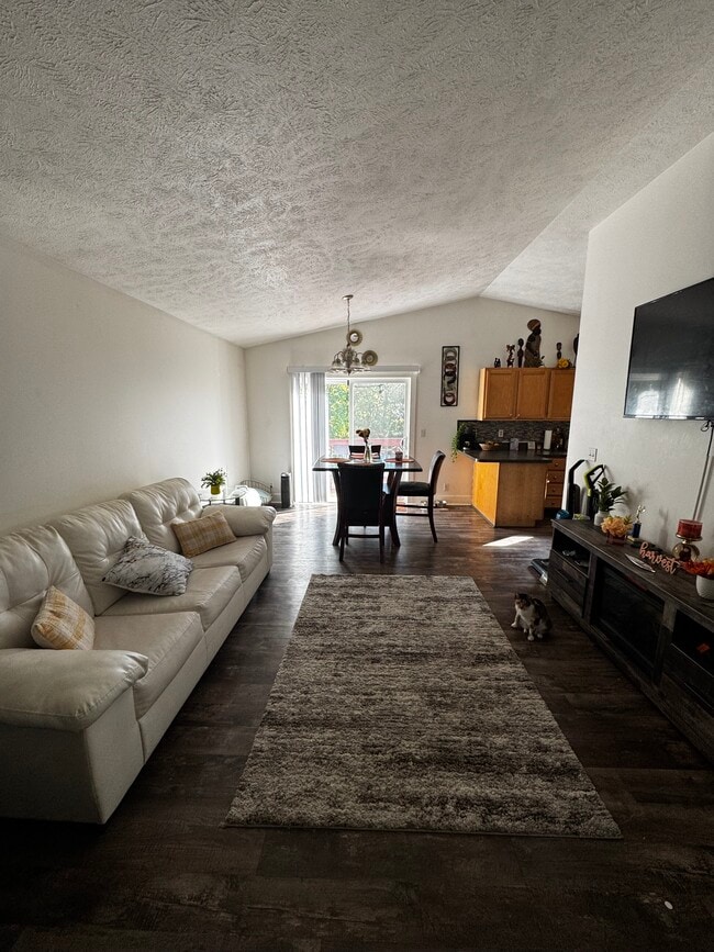 Top floor living room - 963 Sagewood Ct