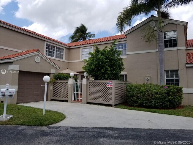 Building Photo - 10977 Longboat Dr