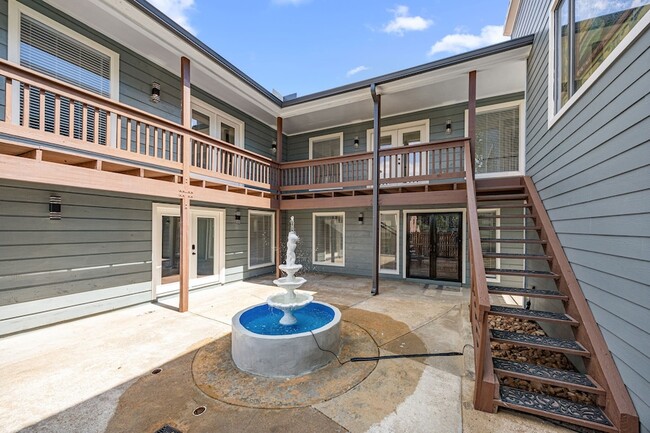 Foto del edificio - 2926 Meadowcreek Dr