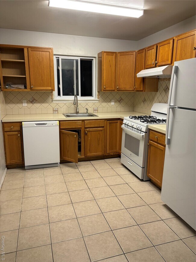 Foto del edificio - 10-55 Beach 22nd St