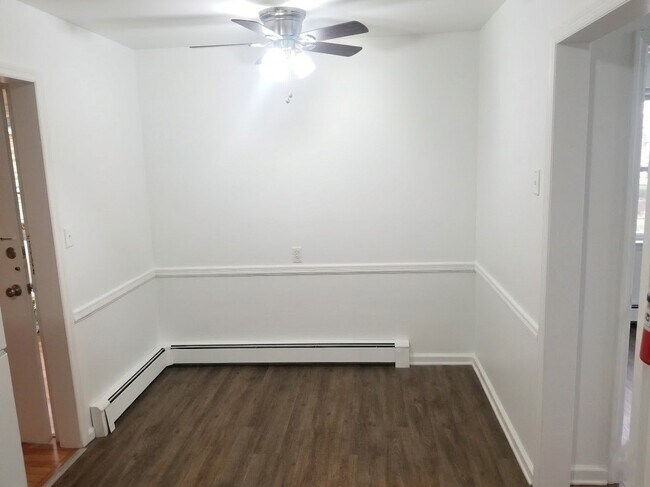 Cocina para comer - 17 Old Allamuchy Rd