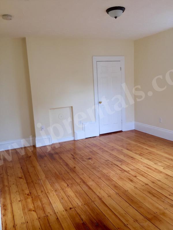 Building Photo - 53 Brookside Ave