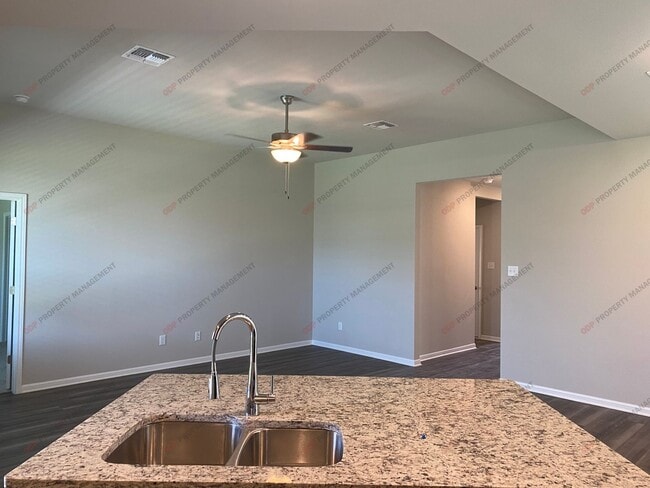 Building Photo - 4 bedroom home within Belton ISD!