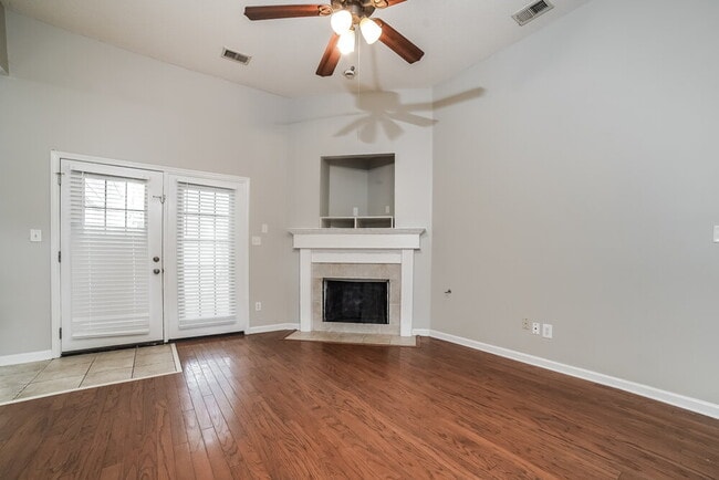 Building Photo - 196 Fairway Trace Dr