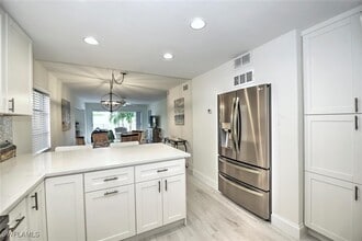 Building Photo - 1100 8th Ave S