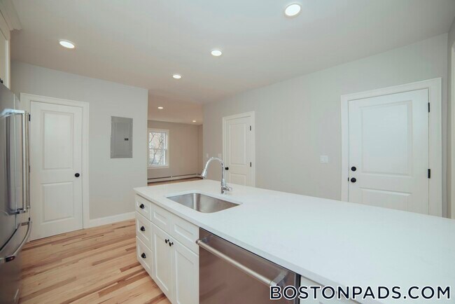 Foto del edificio - 10 Duffley Ct