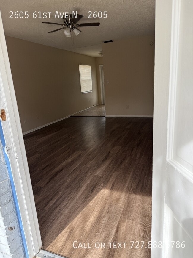 Foto del edificio - 2605 61st Ave N