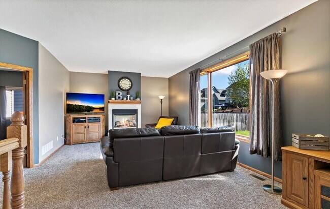 Foto del edificio - 15561 Yakima St NW