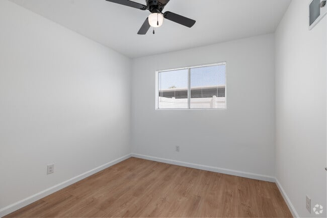 2BR, 1BA - 640SF - Second Bedroom - Parkhill Apts