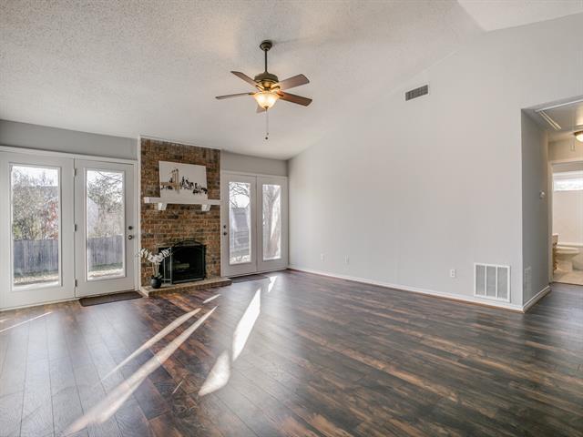 Foto del edificio - 5424 Buckner Ct