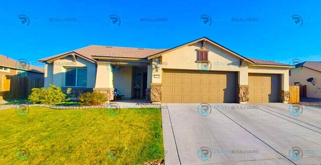 Foto del edificio - Welcome to your dream home in Spanish Springs, nestled off the serene Calle de la Plata.  2 Year ...