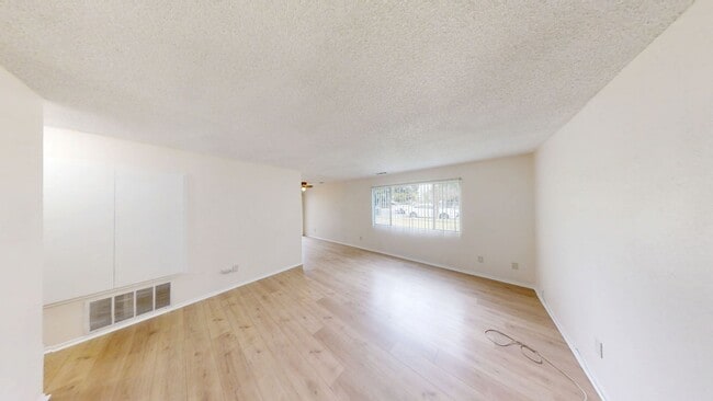 Photo - 1115 Tribune St Apartment