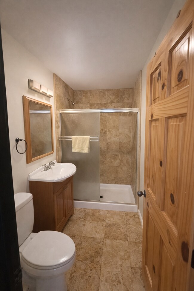 Building Photo - Aberdeen I