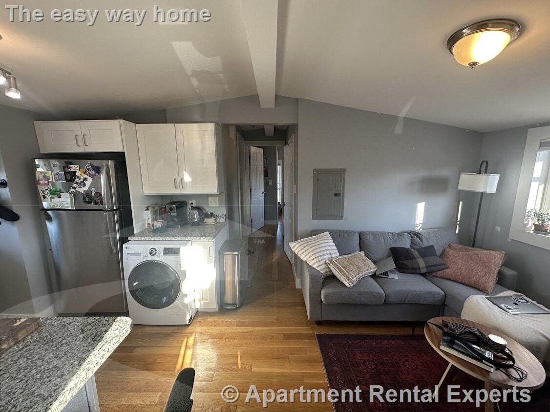 Photo - 287 Beacon St Unit #2
