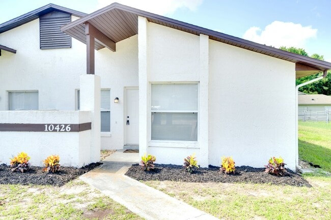 Building Photo - 10426 Riva Ridge Trail