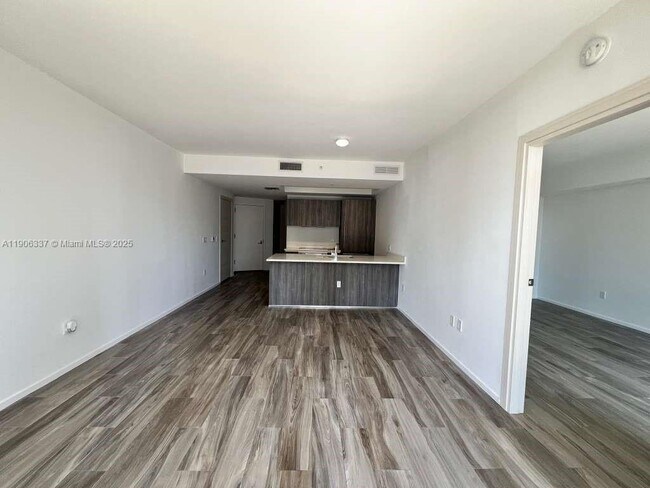 Foto del edificio - 801 S Miami Ave