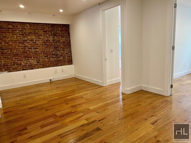 Building Photo - 2BR 1BA Pre-War Stunner On Riverside Drive...