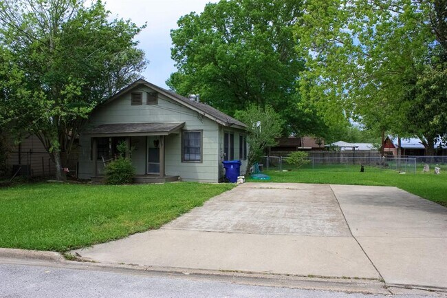 Foto del edificio - 1509 E Sycamore St