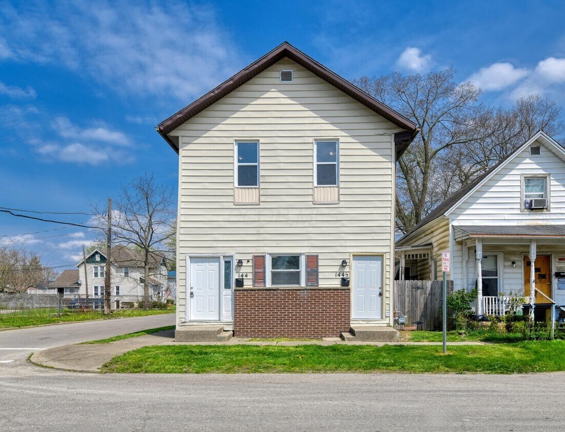 Foto principal - 144 S 3rd St