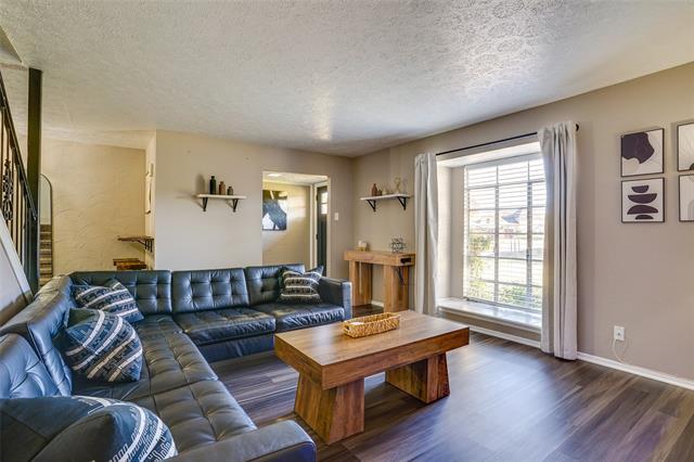 Foto del edificio - 42 W Creek Ln