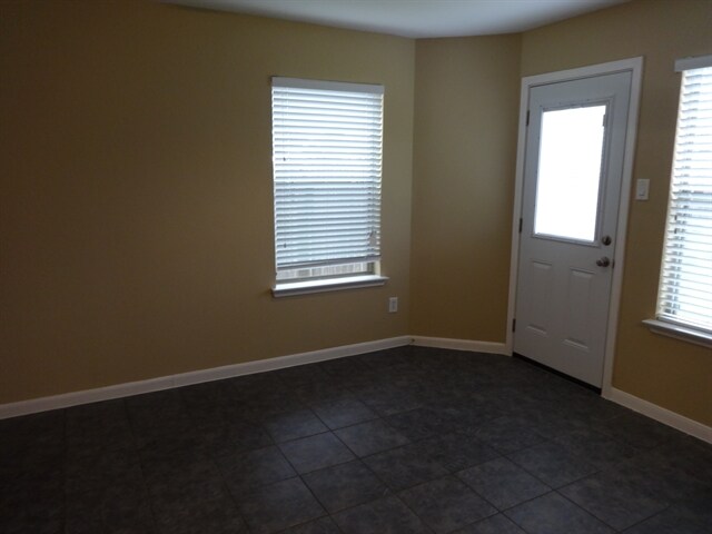 Building Photo - 13023 Skyview Bend Dr